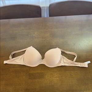 PINK Victoria's Secret Nude Bra